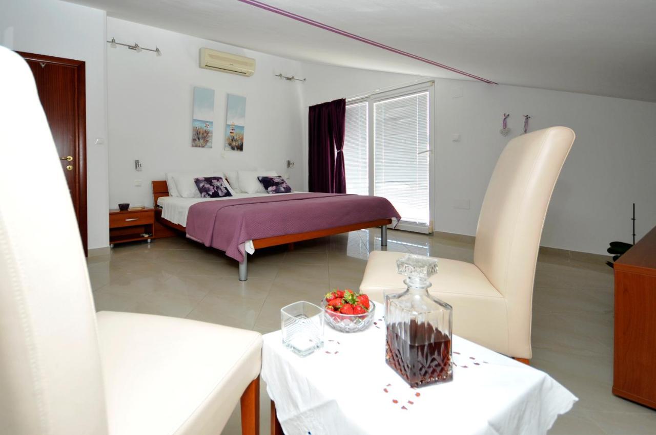 Apartments Roza Τρογκίρ Εξωτερικό φωτογραφία