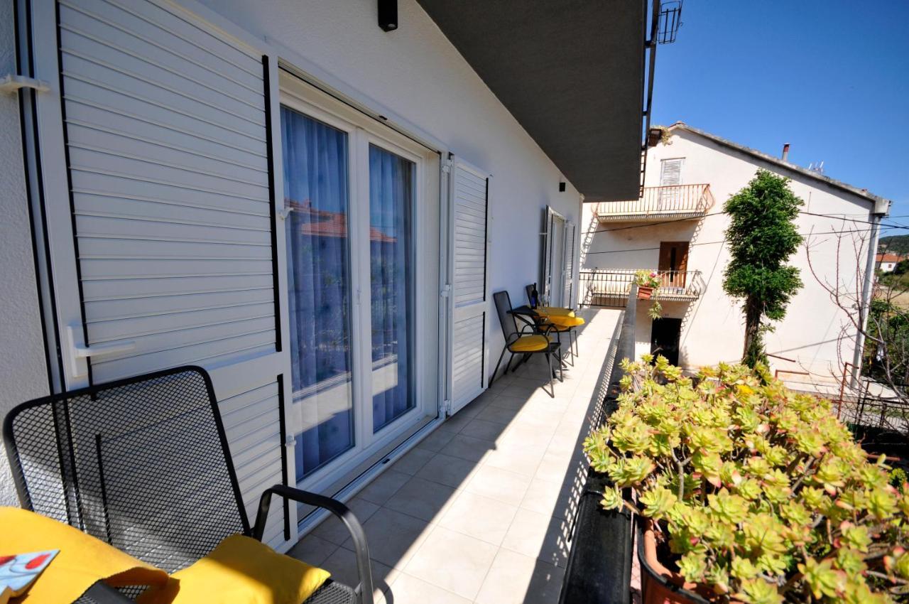 Apartments Roza Τρογκίρ Εξωτερικό φωτογραφία