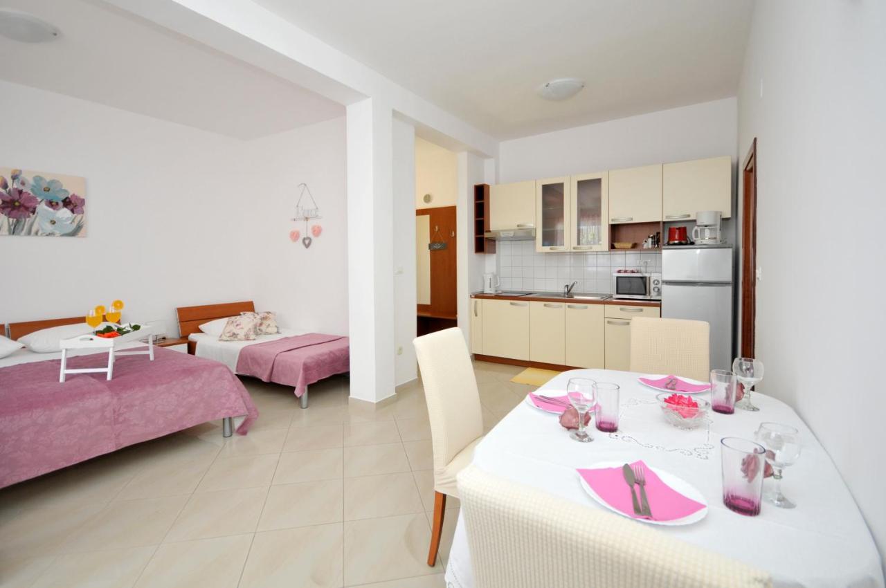 Apartments Roza Τρογκίρ Εξωτερικό φωτογραφία