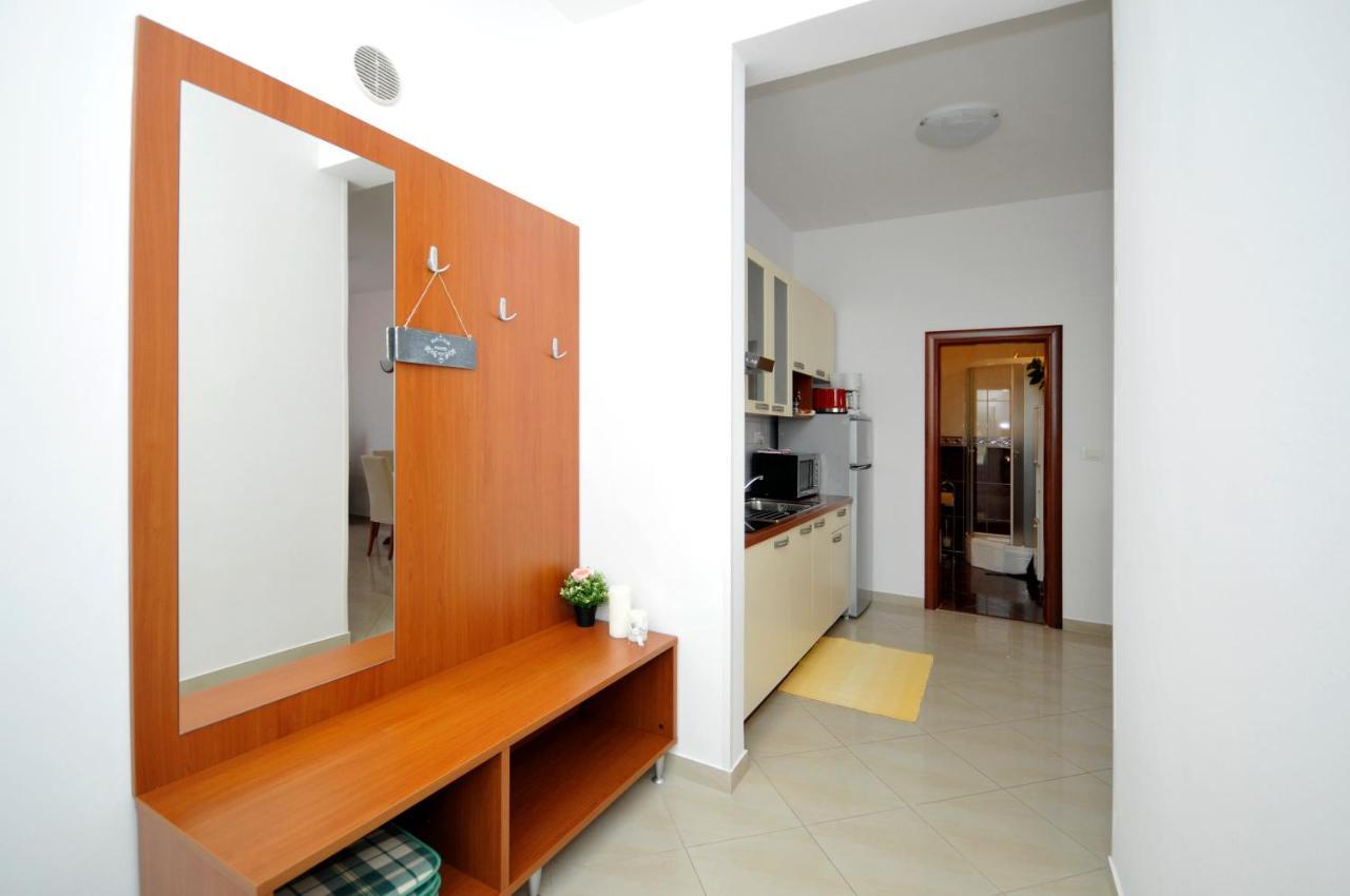 Apartments Roza Τρογκίρ Εξωτερικό φωτογραφία