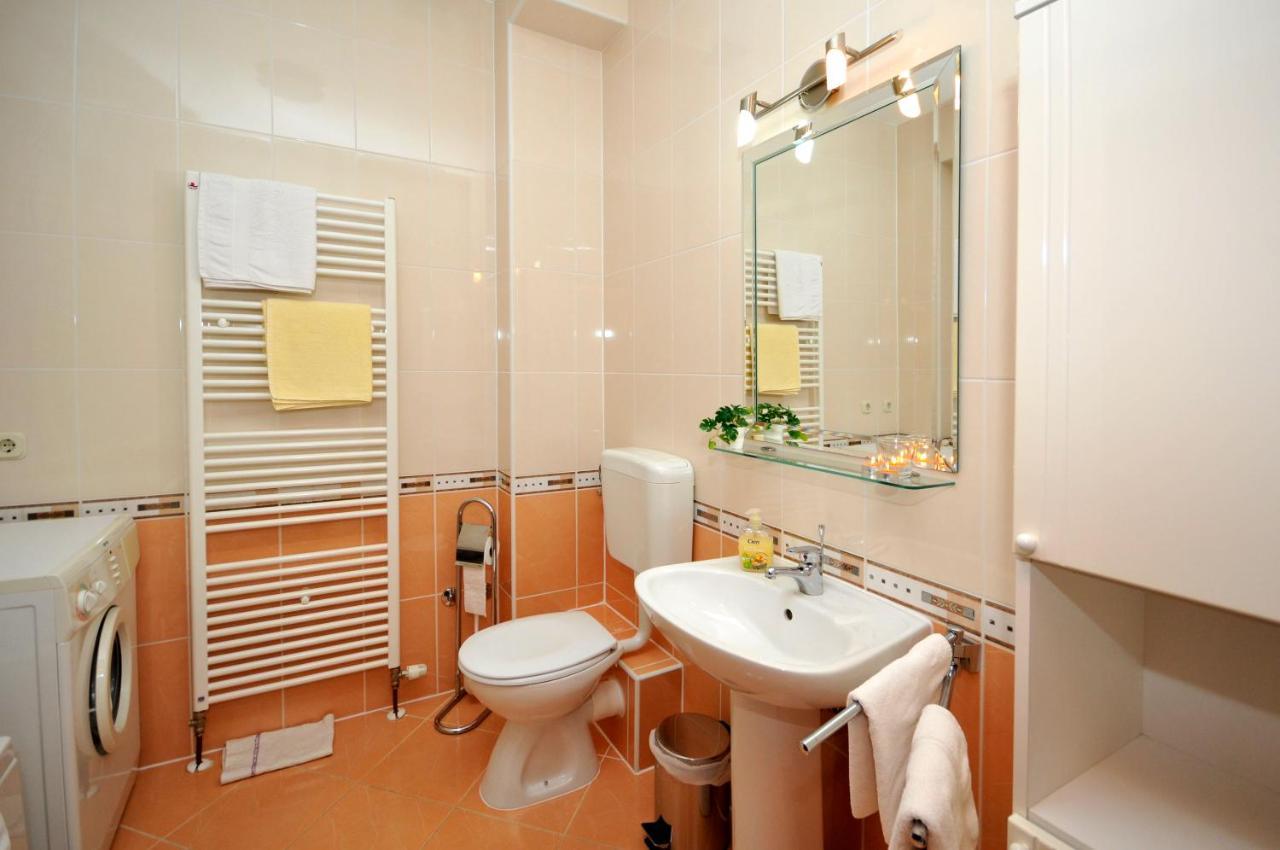 Apartments Roza Τρογκίρ Εξωτερικό φωτογραφία